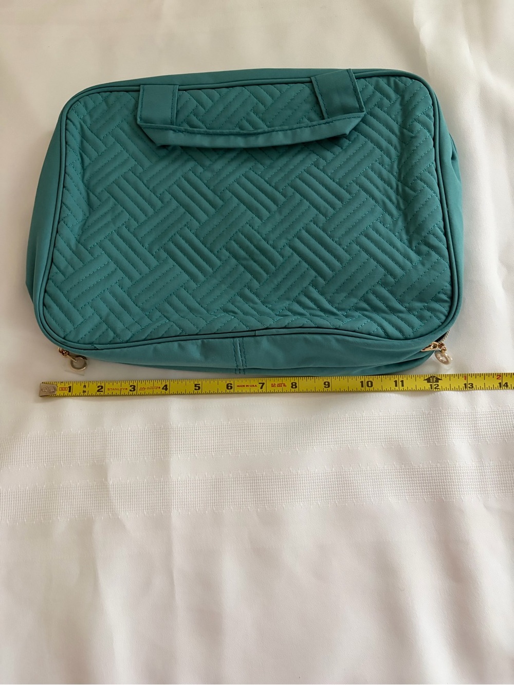 Quilted Teal Toiletries Bag by Bagsmart. - Picture 2 of 7